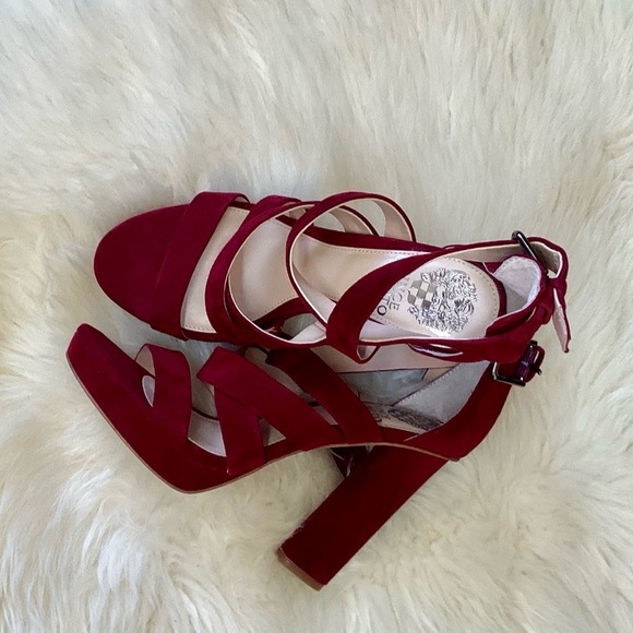 Vince Camuto Suede Platforms Sandals, Size 7/37. - Picture 2 of 13